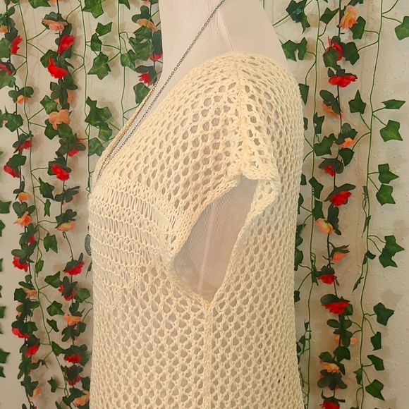 Converse crochet top, medium, cream color. - Picture 3 of 6